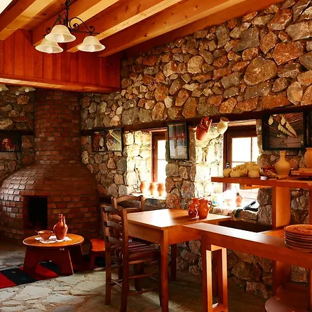 Macedonian Village & 3* Gorno Nerezi