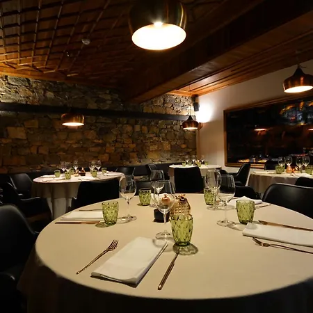 Hotel Macedonian Village &